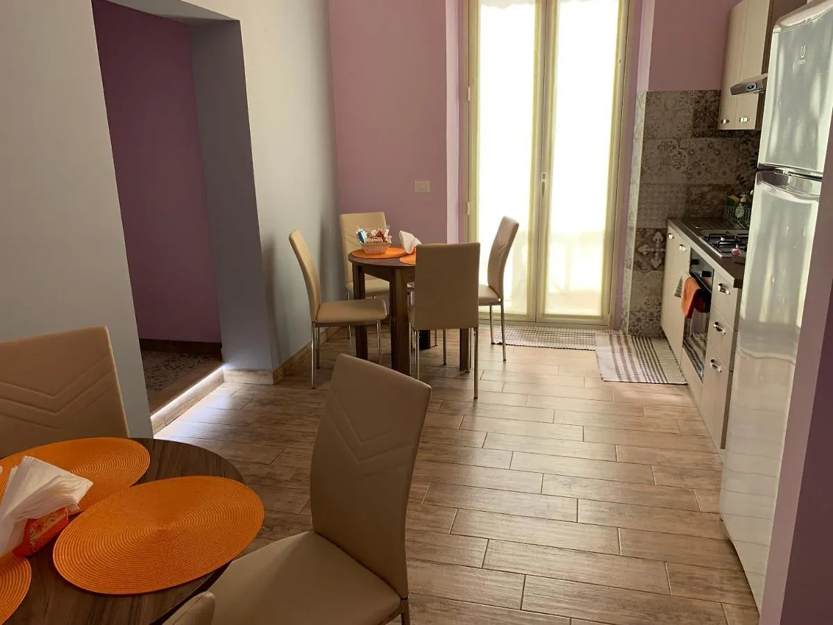 Bed & Breakfast Erythra Bed And Breakfast Reggio Calabria Italy